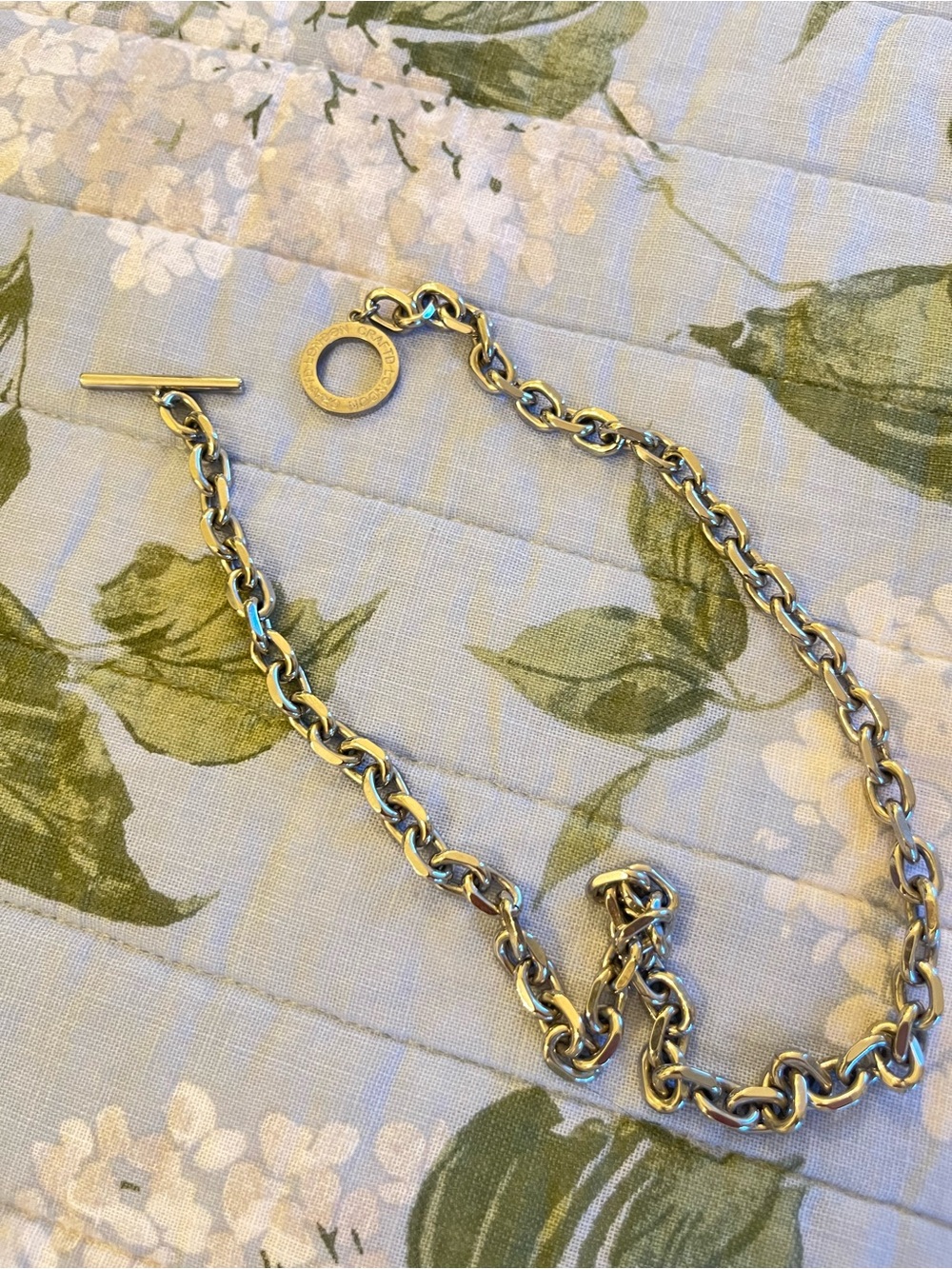 Silver Tone Link Chain Necklace - Women & Men unisex Jewelry 20 inches.